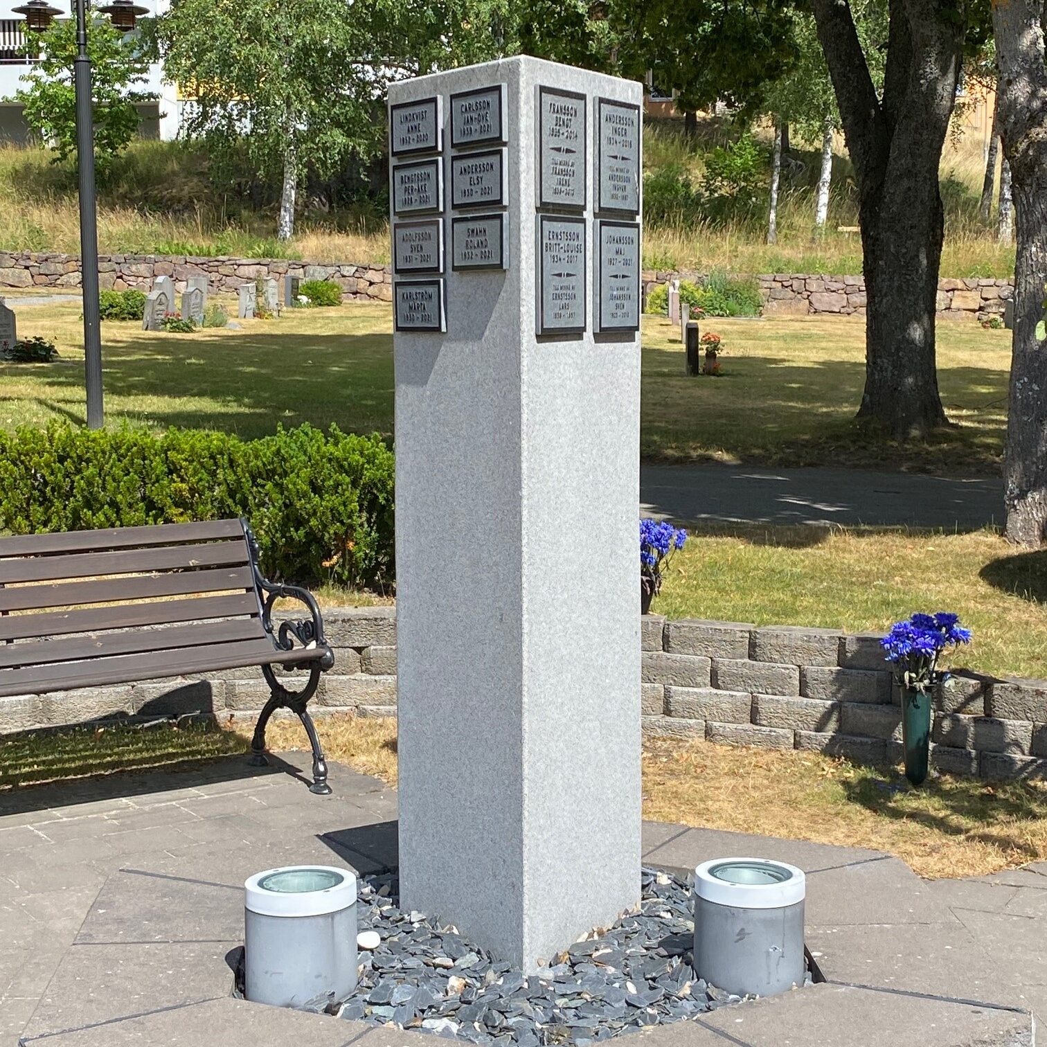 Askgravlund Ankarsrums kyrkogård